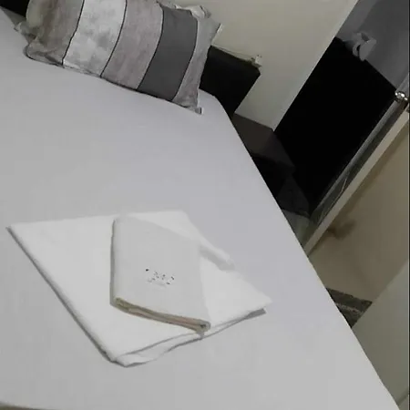 V.F. Riton Apartelle Laoag Exterior photo