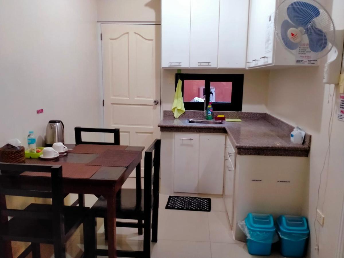 V.f. Riton Apartelle