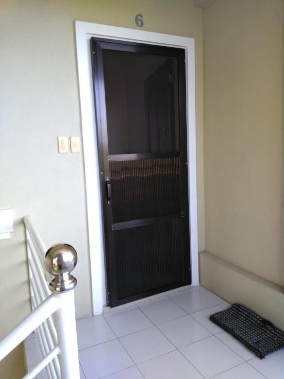V.f. Riton Apartelle * Laoag