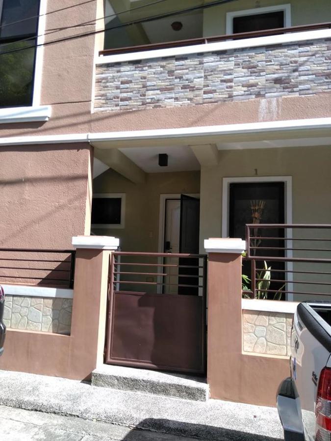 V.f. Riton Apartelle